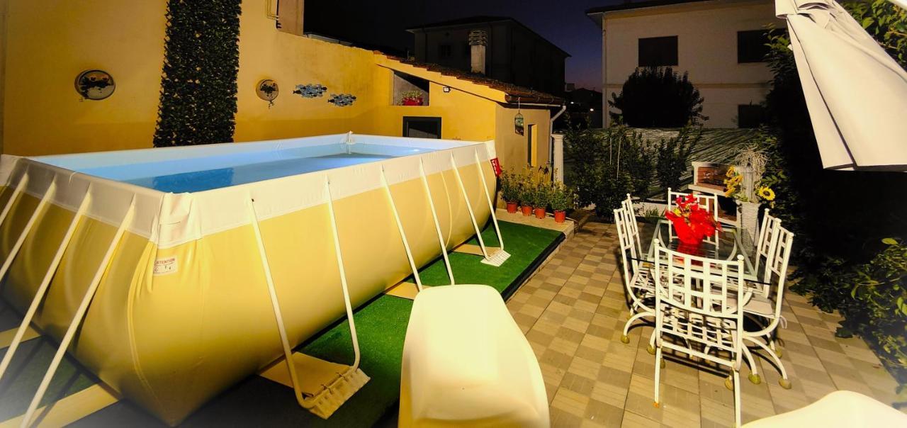 Готель Borgo Nuovo Housing Фучеккьо Екстер'єр фото